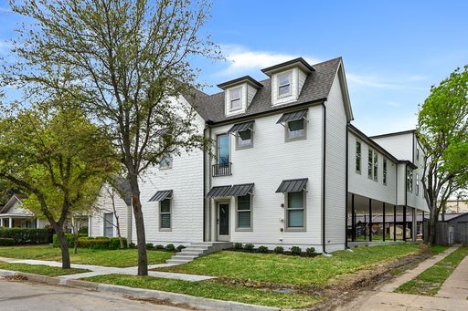 * MOVE IN SUMMER 2028 * 2 Bed 2 Bath Short 5 Minute Walk to TCU Campus – photo 1