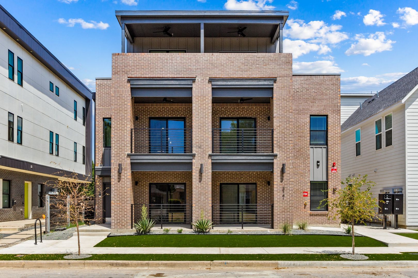 Fort Worth Apartment: 3141 Waits Ave