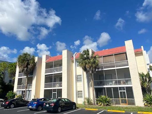 Coming Soon****2/2 in Oaks of Boca Community, East Boca**** – photo 1