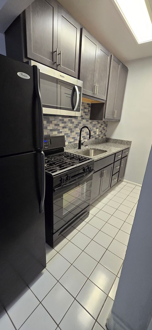 St. Louis Apartment: 368 N. Taylor