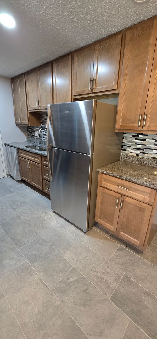 Olivette Condo: 9882 Greenery Ct