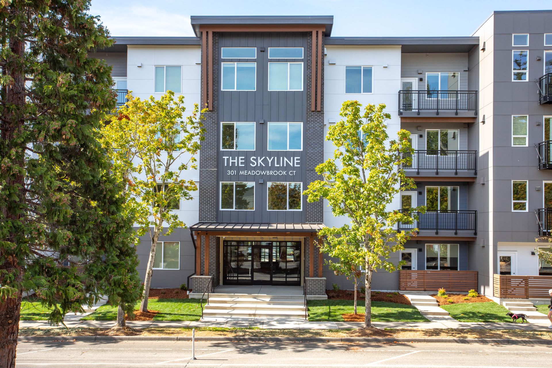 Bellingham Apartment: 301 Meadowbrook Court