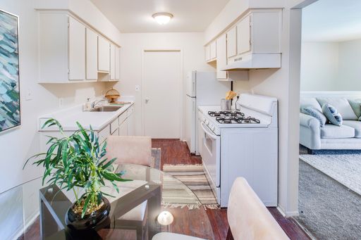 8 Perry Place Drive – photo 1