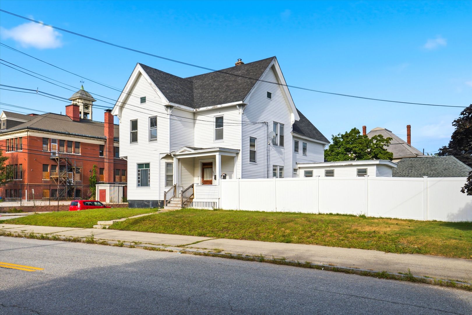 Manchester Apartment: 247 Jewett Street