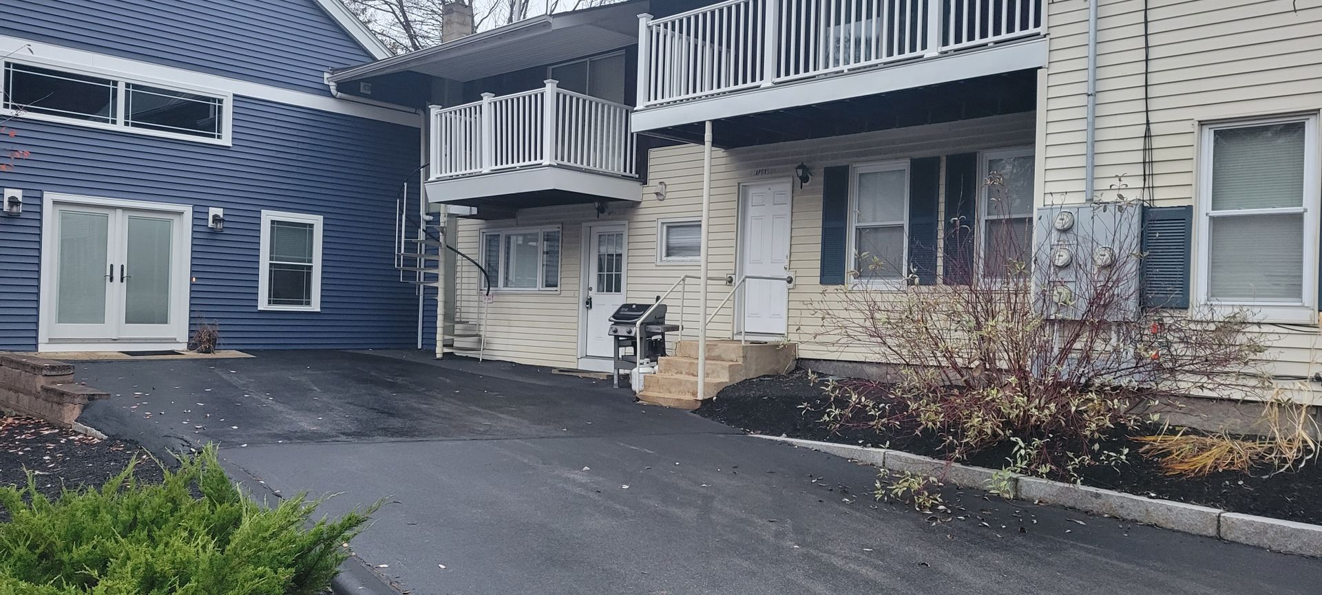 Hooksett Apartment: 1776 Hooksett Rd