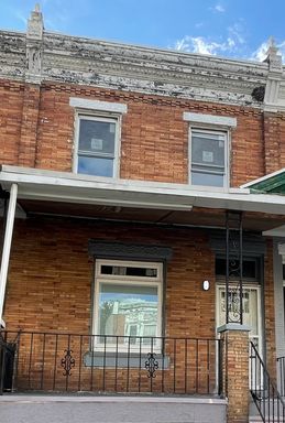 5 Bedroom Rental – 30 N 56th St, Philadelphia, PA 19139