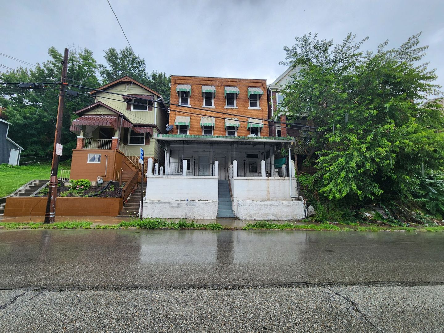 Wilkinsburg Apartment: 1157-1159 South Ave