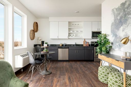 Welcome to Rym! Lease Now & Get Your First Month FREE! – photo 1