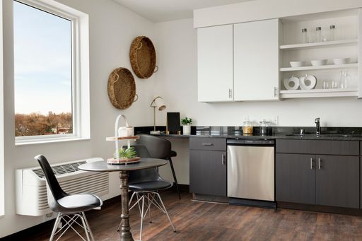 Welcome to Rym! Lease Now & Get Your First Month FREE! – photo 1