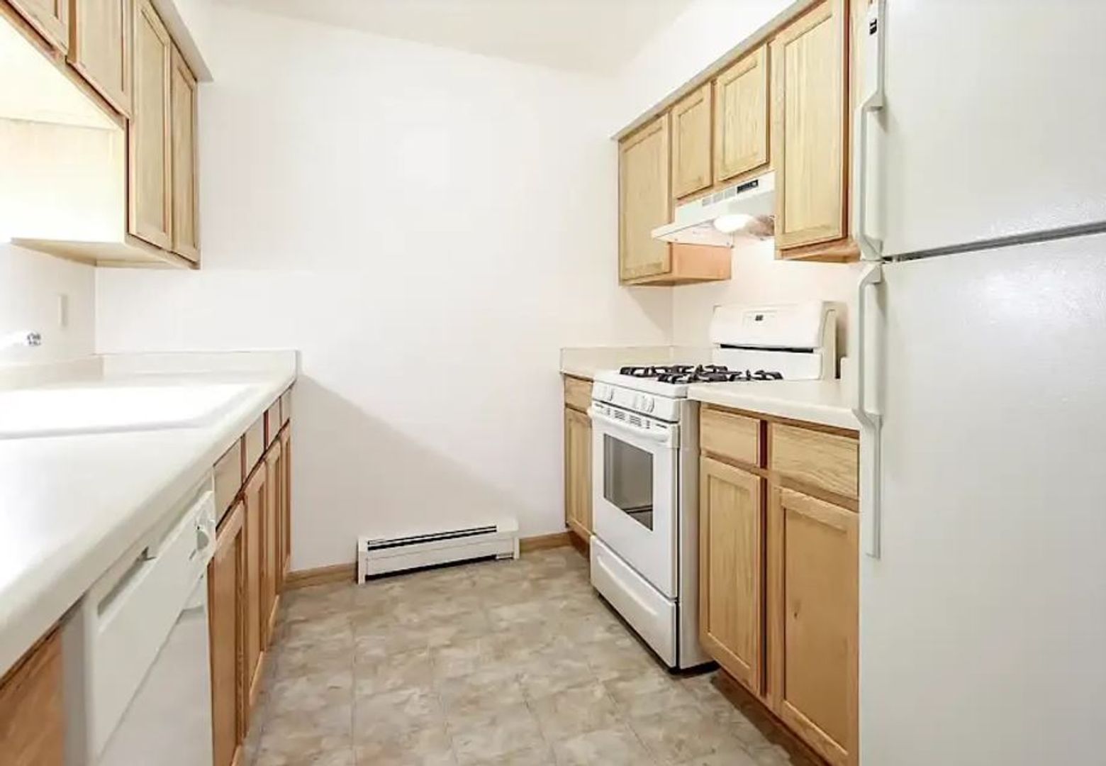 WAUKESHA Apartment: 305 SHEFFIELD ROAD