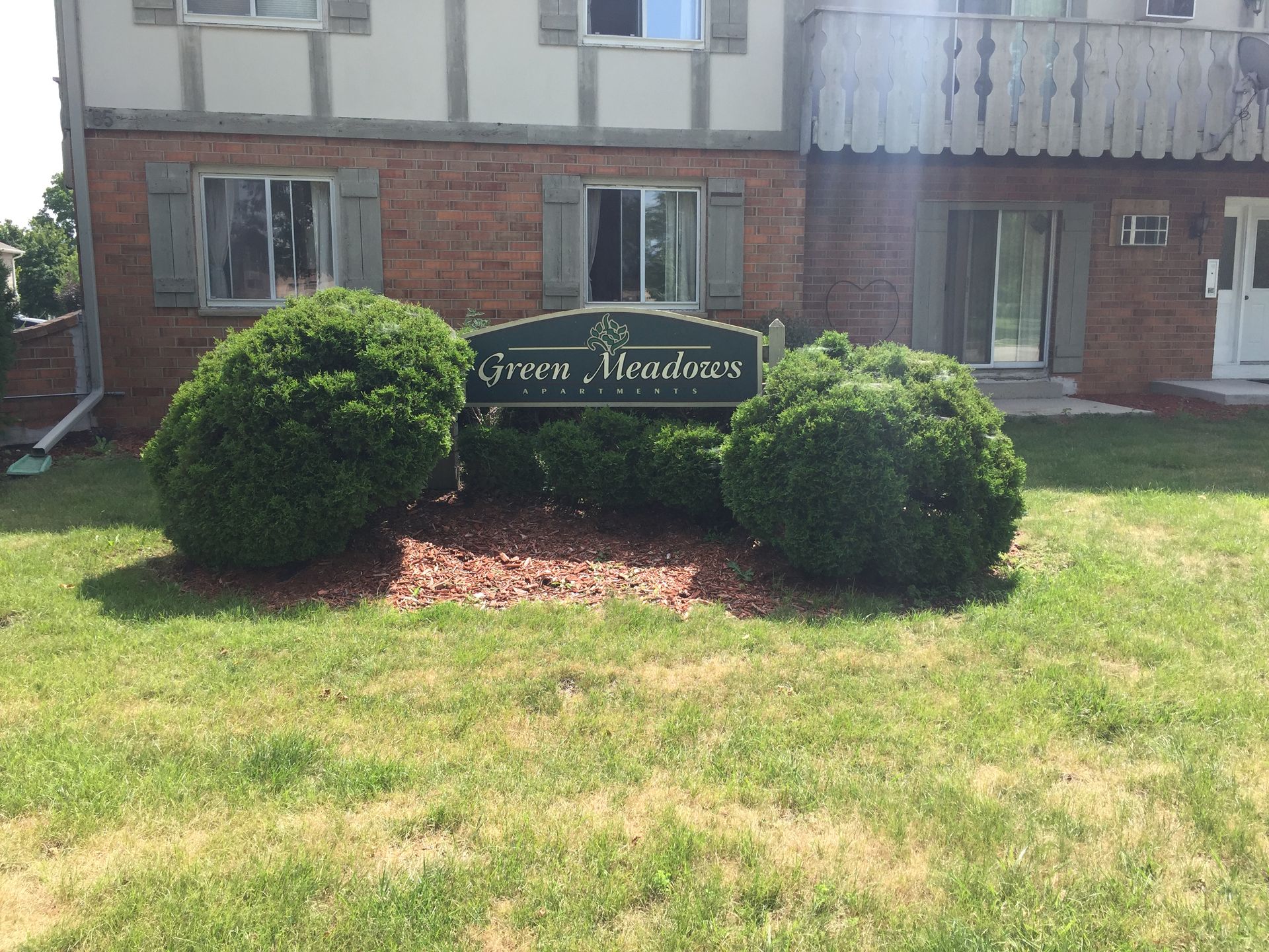 FOND DU LAC Apartment: 85-95 N PETERS AVE