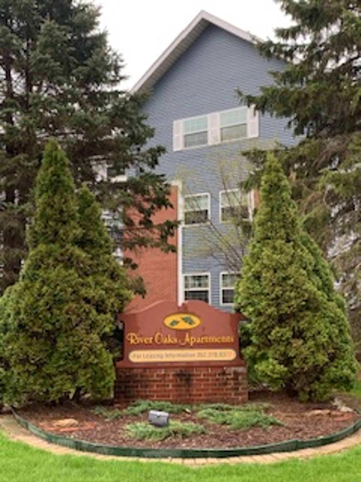 HARTLAND Apartment: 550 COTTONWOOD AVENUE