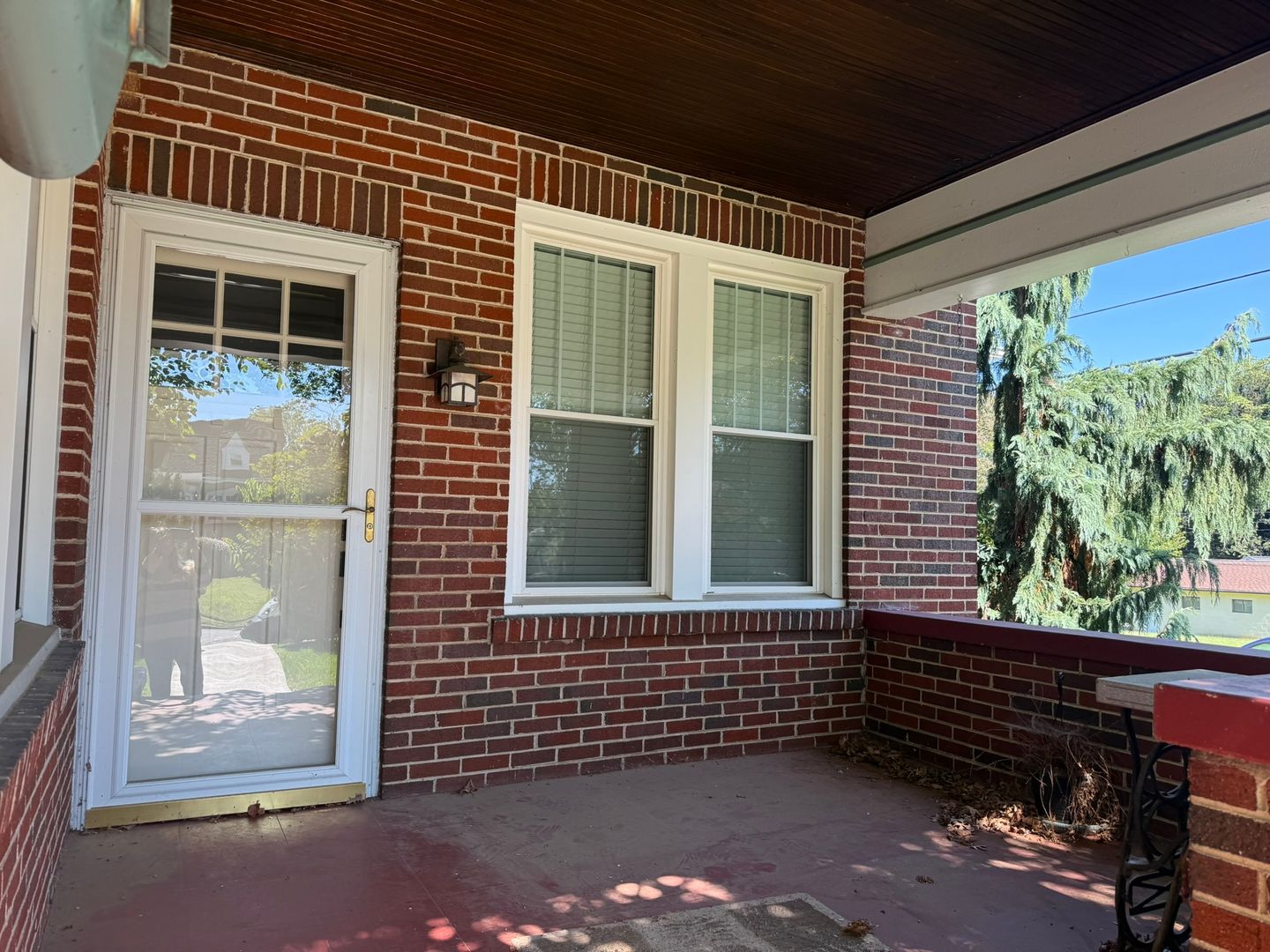 Roanoke Apartment: 1901 Avon Road