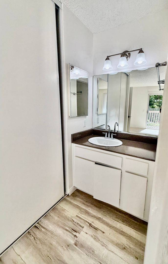 Carpinteria Apartment: 1069 Casitas Pass Road