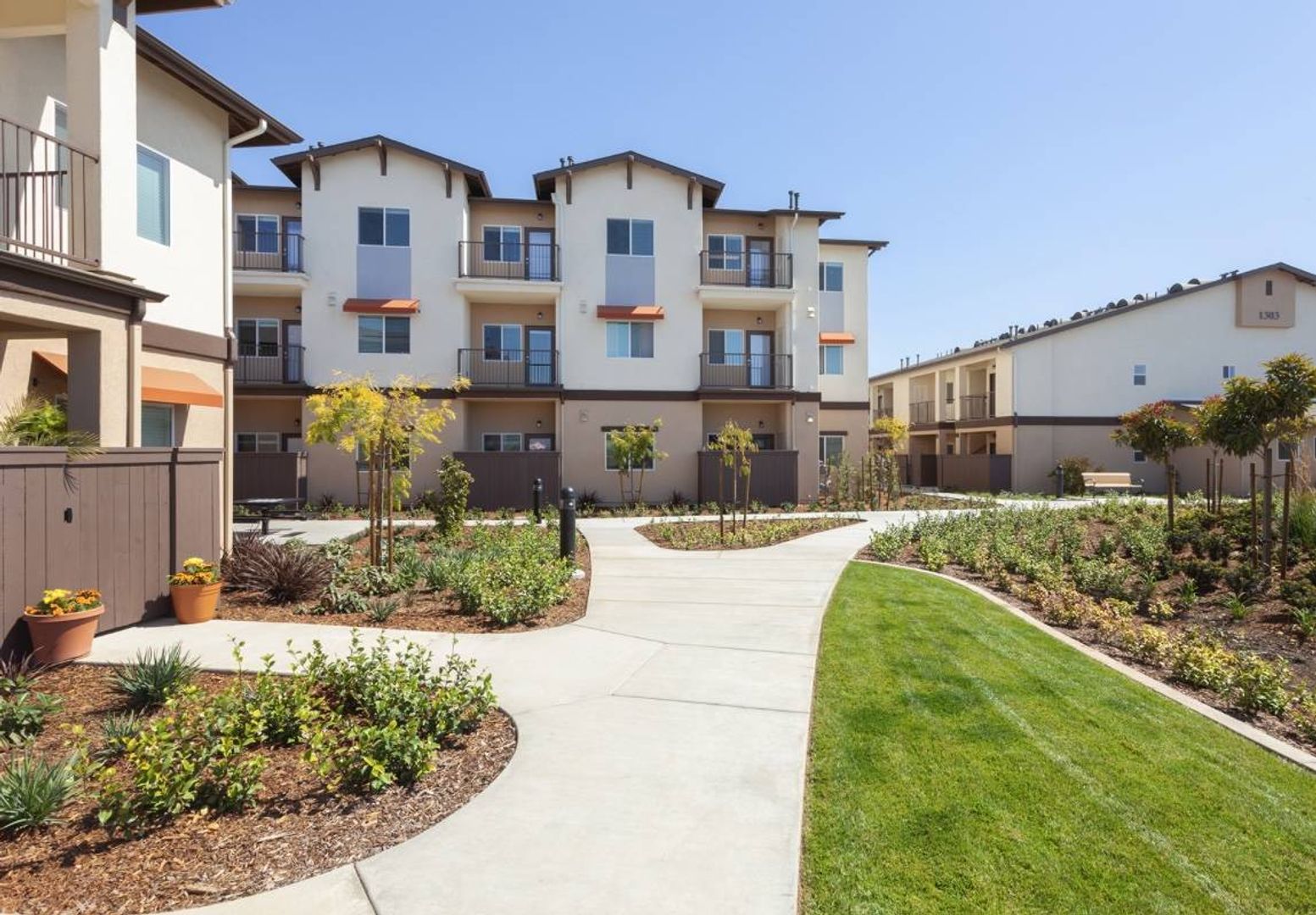 Santa Maria Apartment: 1311 W. Battles Road