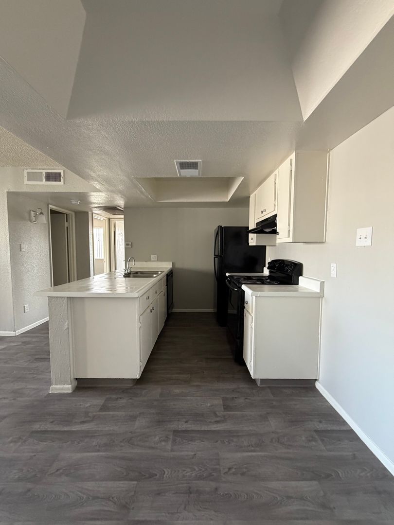 Phoenix Apartment: 5312 E. Taylor Street