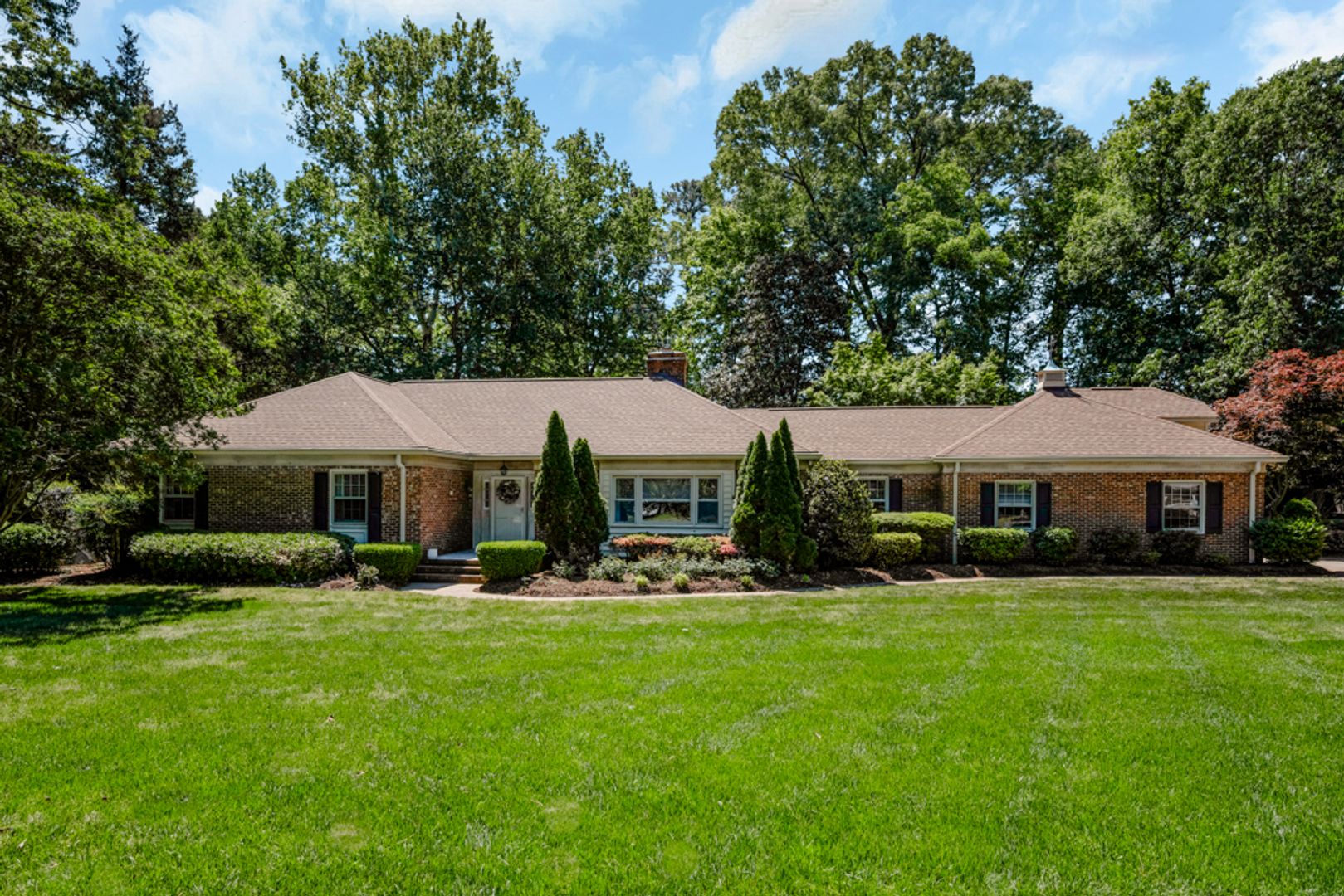Virginia Beach House: 1609 Allerson Lane