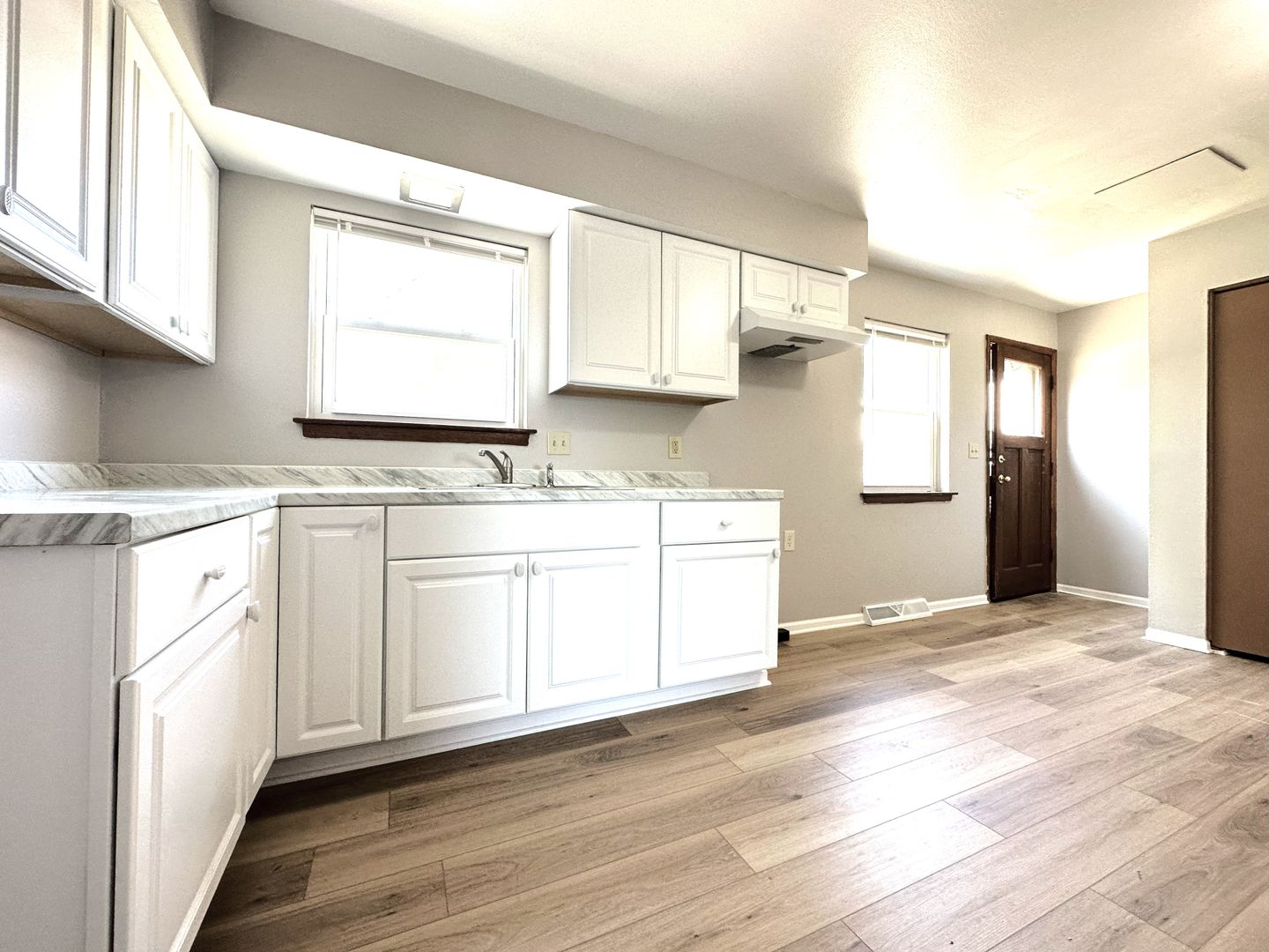 Milwaukee Apartment: 10001-10033 W Hampton Ave and 4771-73 N 100th St