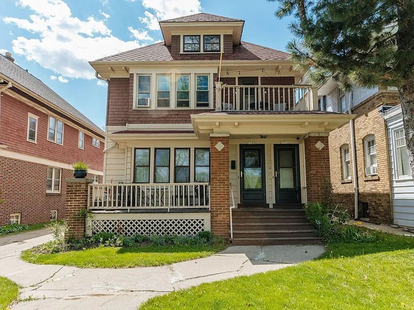 Milwaukee Apartment: 1549/1551 N 57th Street