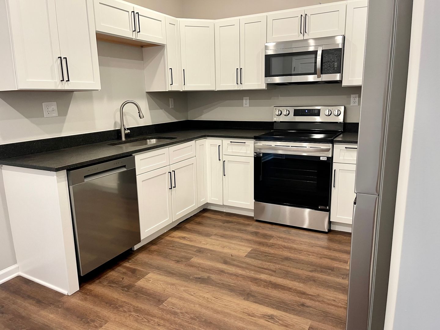 Georgetown Apartment: 105 Juniper Path