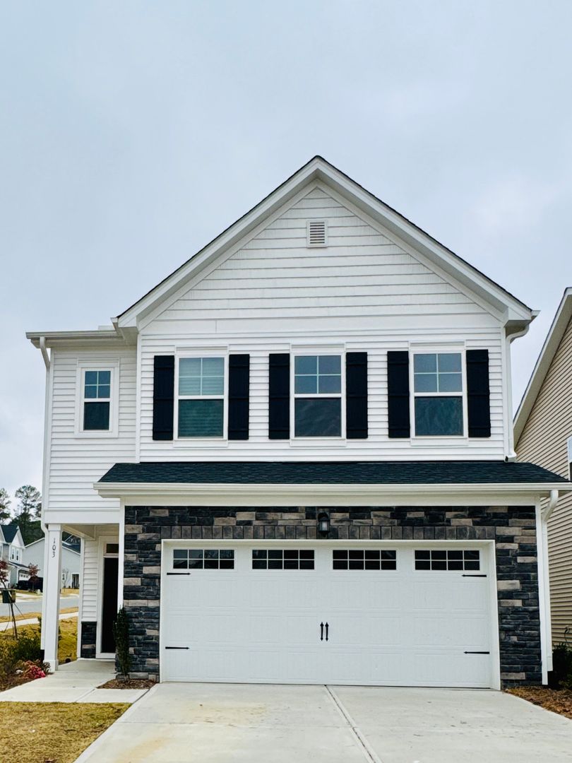 Raleigh House: 103 Yellow Iris Drive