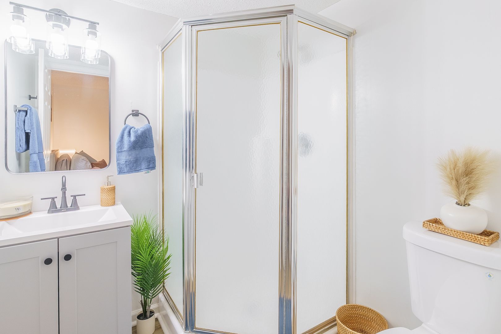 134 Northwood Drive – Newly Renovated Apartment 11 of 12