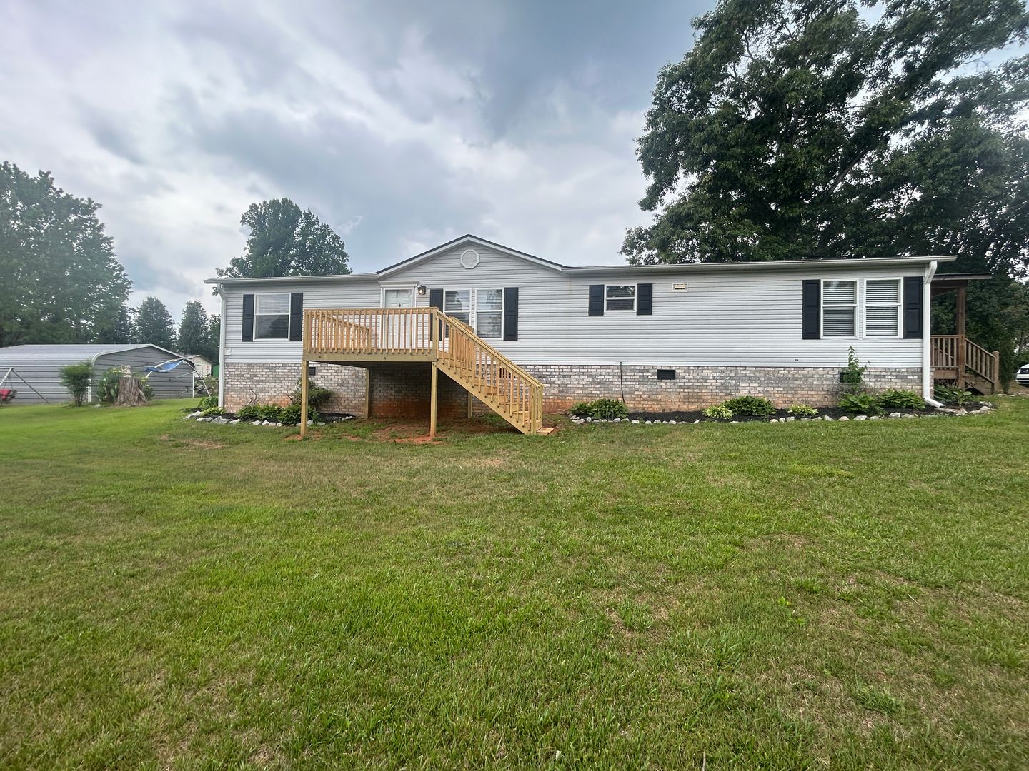 Travelers Rest Apartment: 2087 Geer Highway