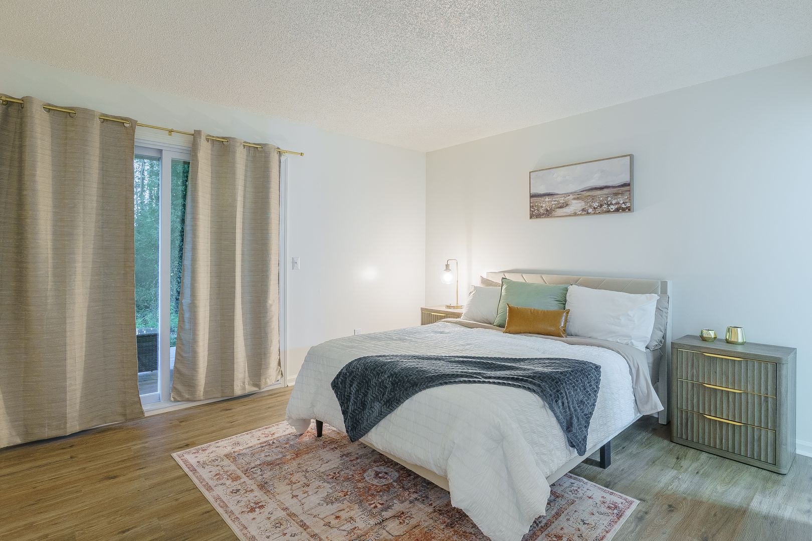 134 Northwood Drive – Newly Renovated Apartment 2 of 12