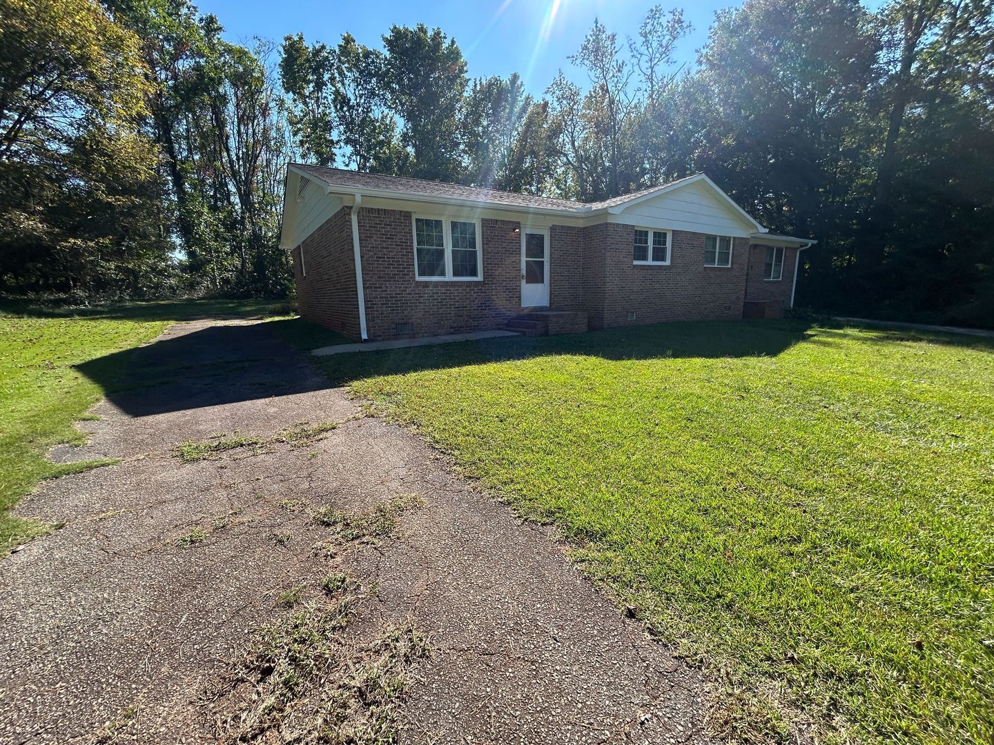 Spartanburg Apartment: 137 Pisgah Drive