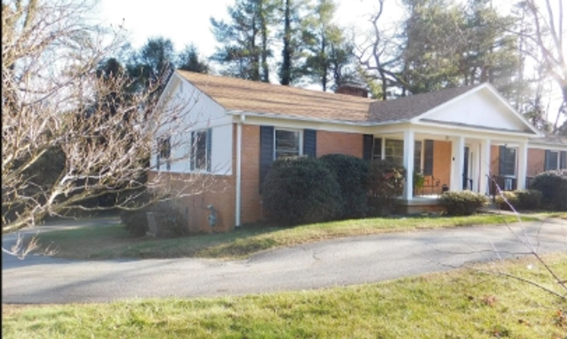 Asheville House: 10 Bevlyn Drive