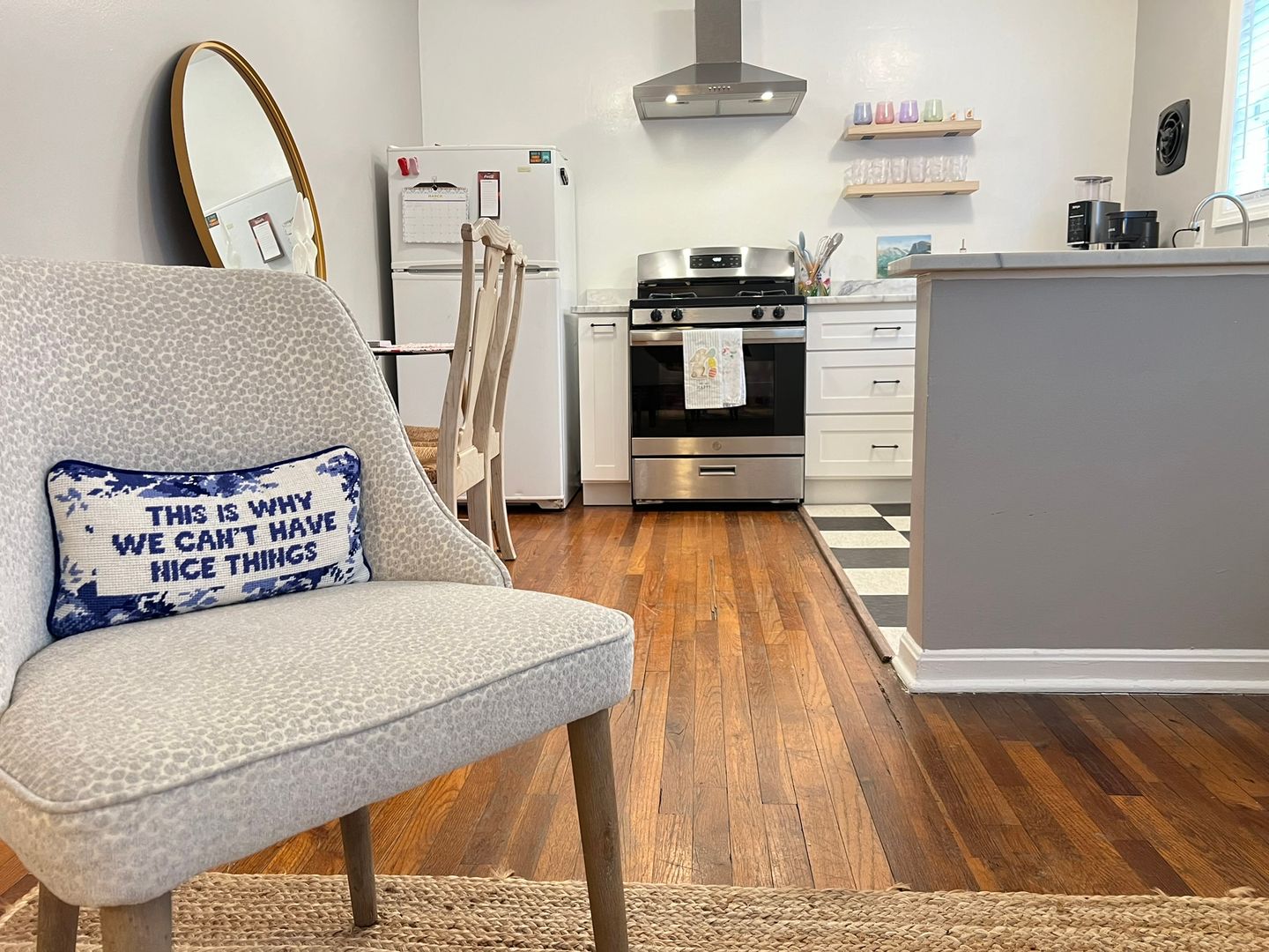 Atlanta Apartment: 833 Ponce de Leon Place