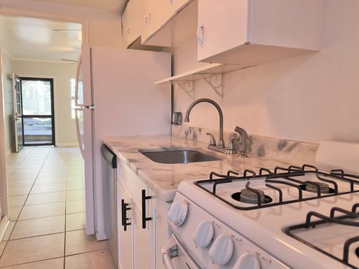 2 Bedroom Apartment – 877 Charles Allen Drive, #5, Atlanta, GA 30308