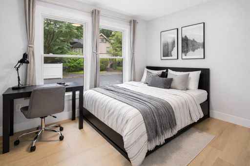 1 Bedroom Close to Collegetown August '27 – photo 1