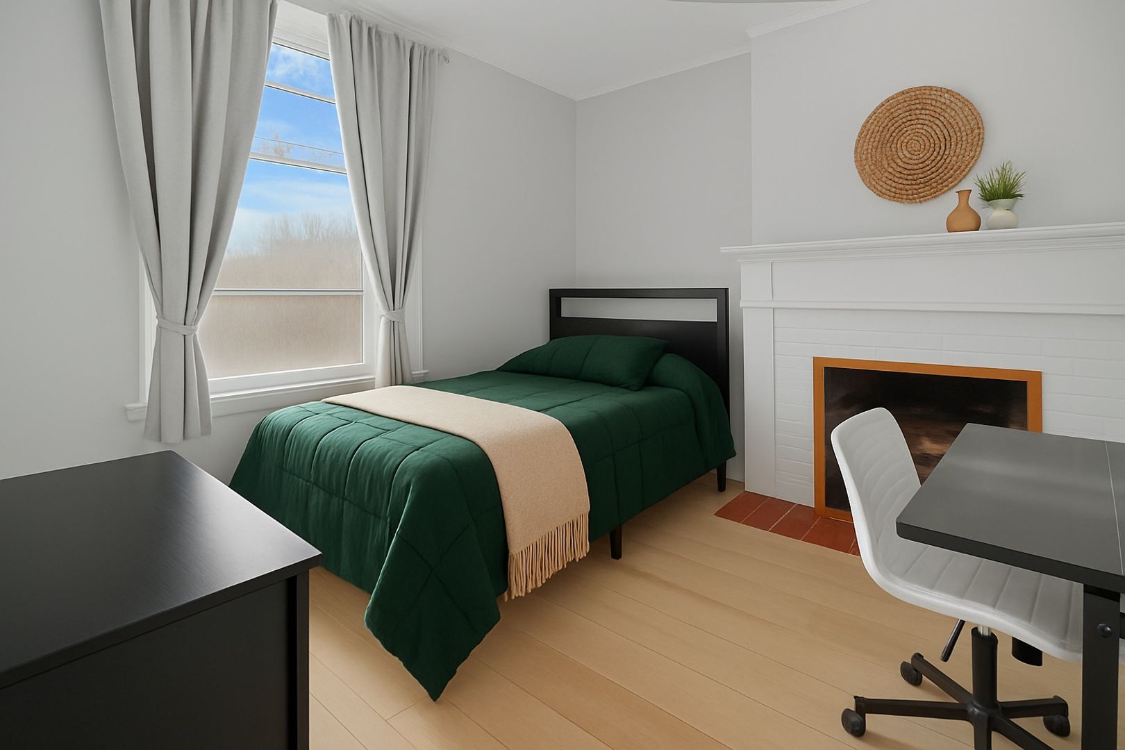 Ithaca Apartment: 702 E State St