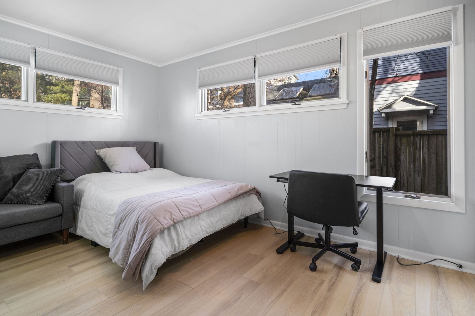 Ithaca Apartment: 104 Harvard Pl