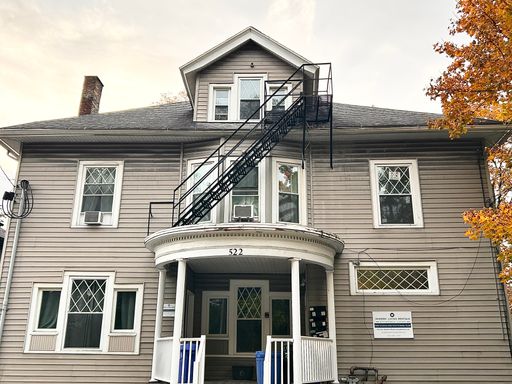 522 Stewart Avenue – Group Housing for Up to 19 People Steps from Cornell – photo 1
