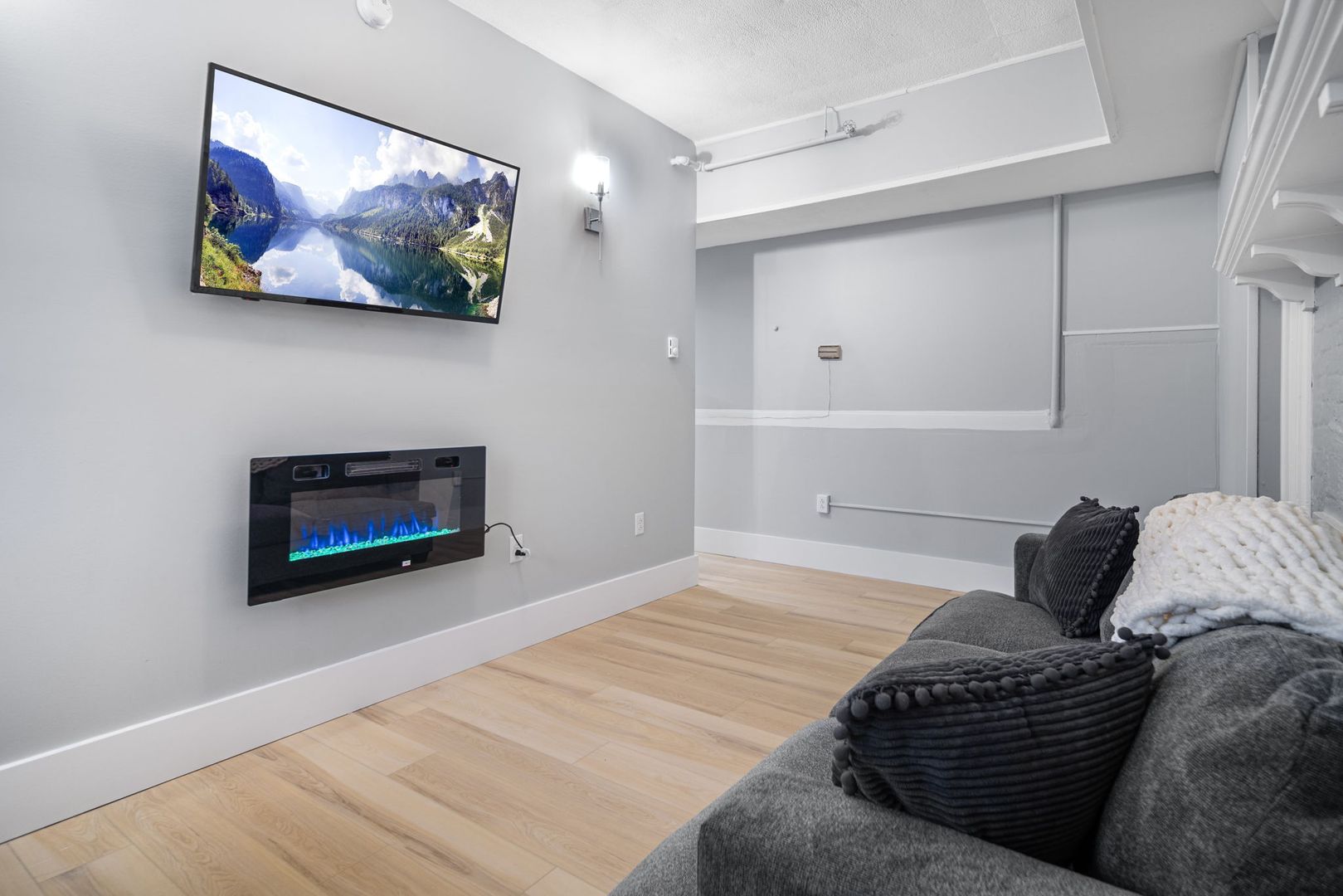 Ithaca Apartment: 504 Stewart Ave