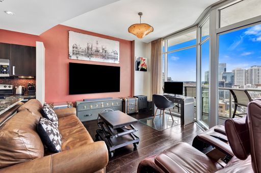 Fully Furnished 15th Floor Condo At Icon In The Gulch – photo 1