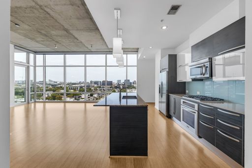 Large Three Bedroom Condo at Terrazzo In The Gulch – photo 1