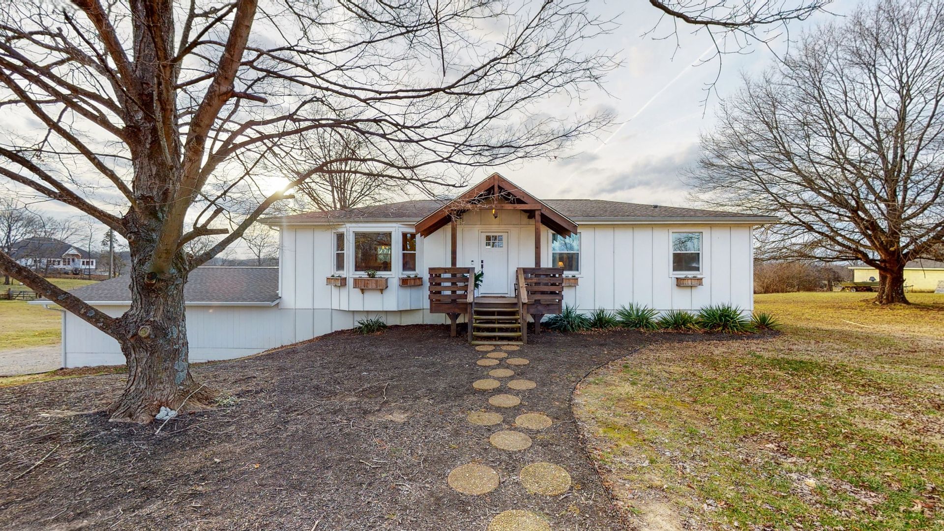 Thompson's Station House: 2615 Baugh Rd