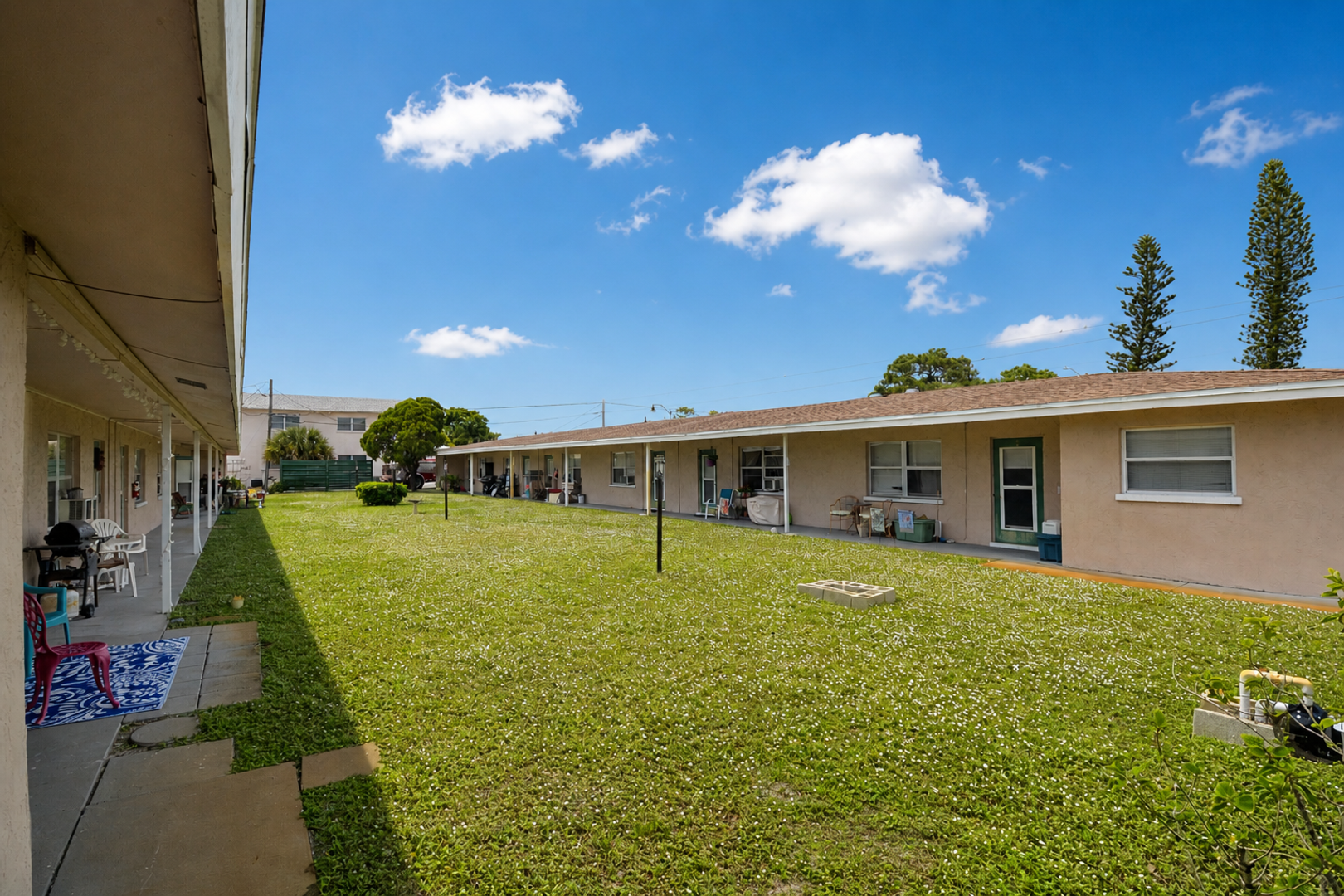 Venice Apartment: 620 Guild Dr.