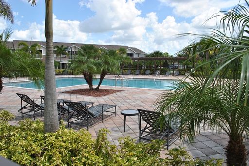 Lakewood Ranch Condo with attached garage