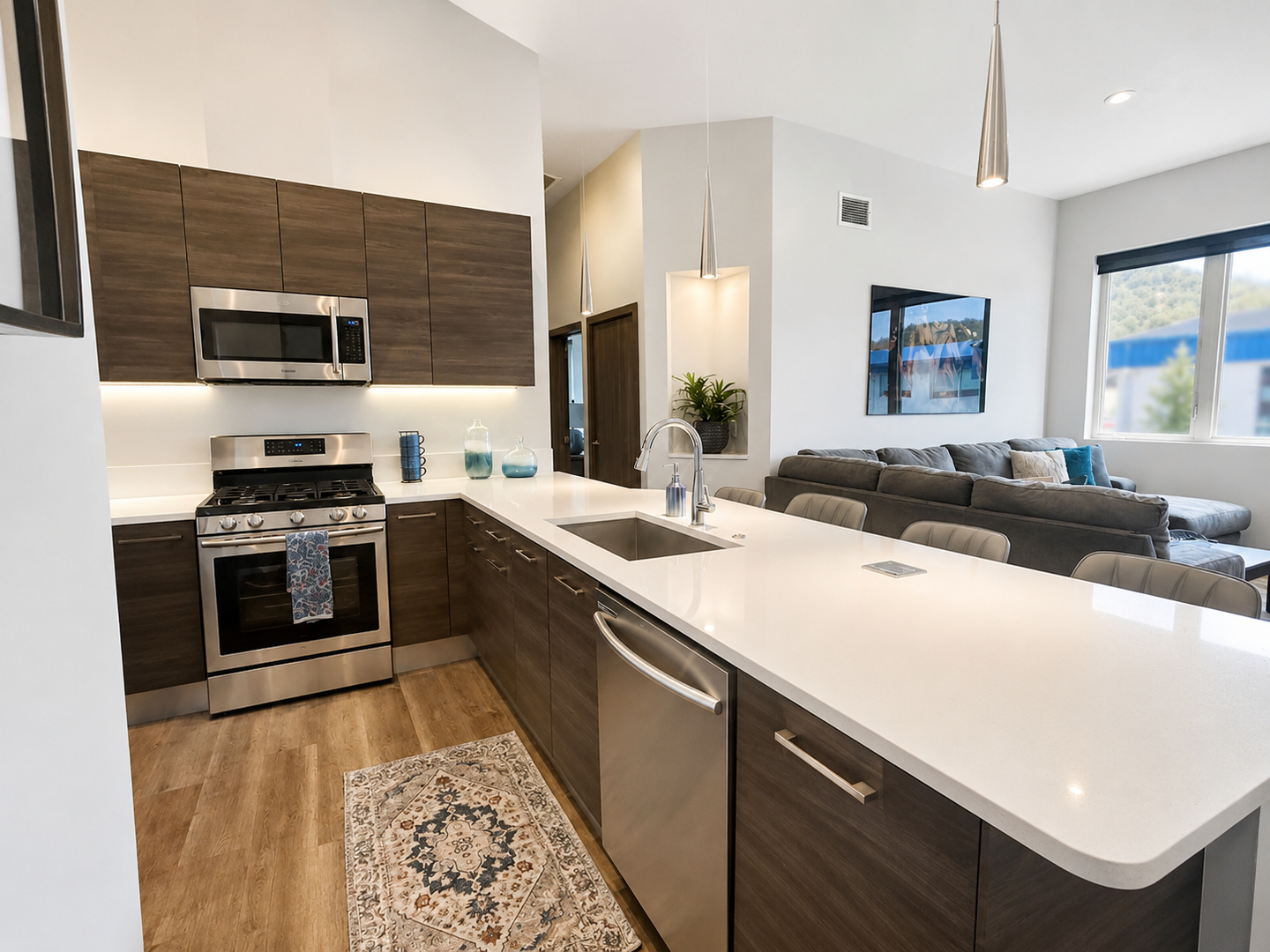 Chambers Lofts LLC 1 of 21