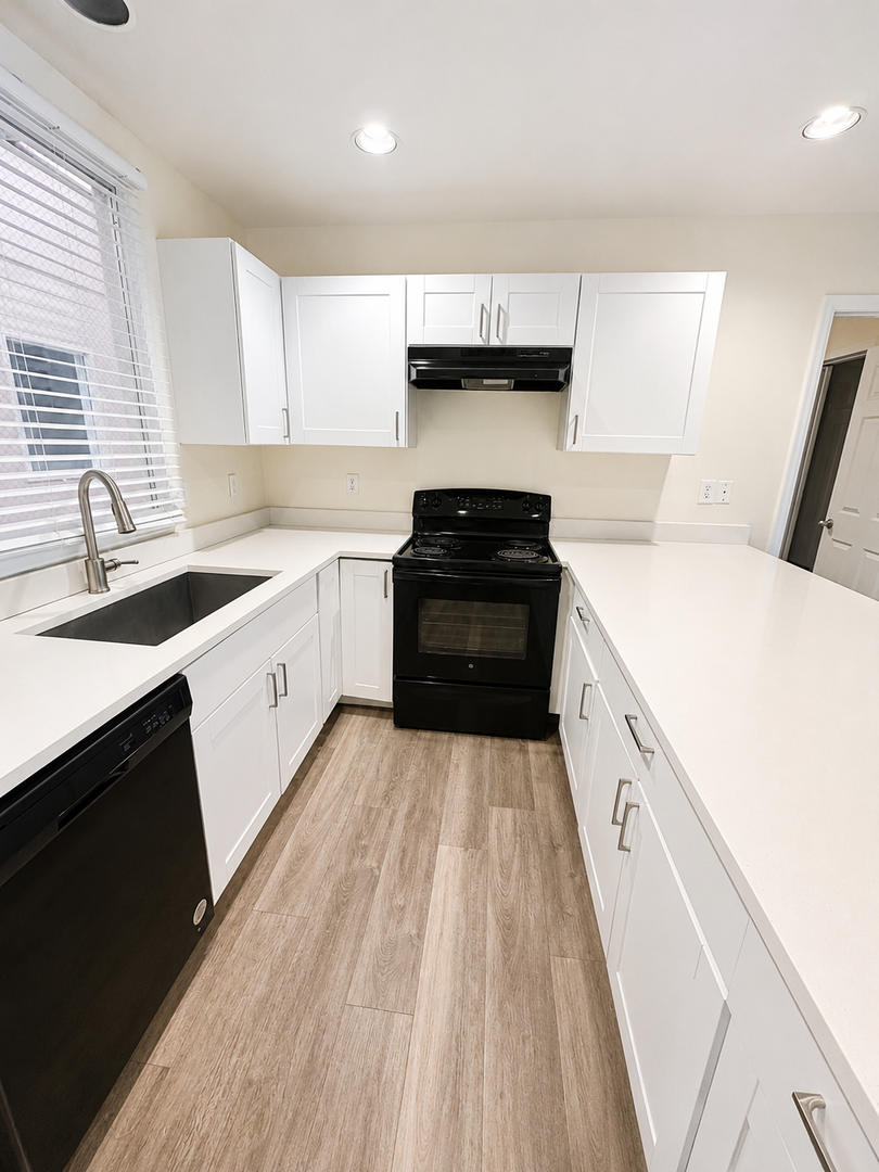 Gypsum Apartment: 500 Red Table Dr