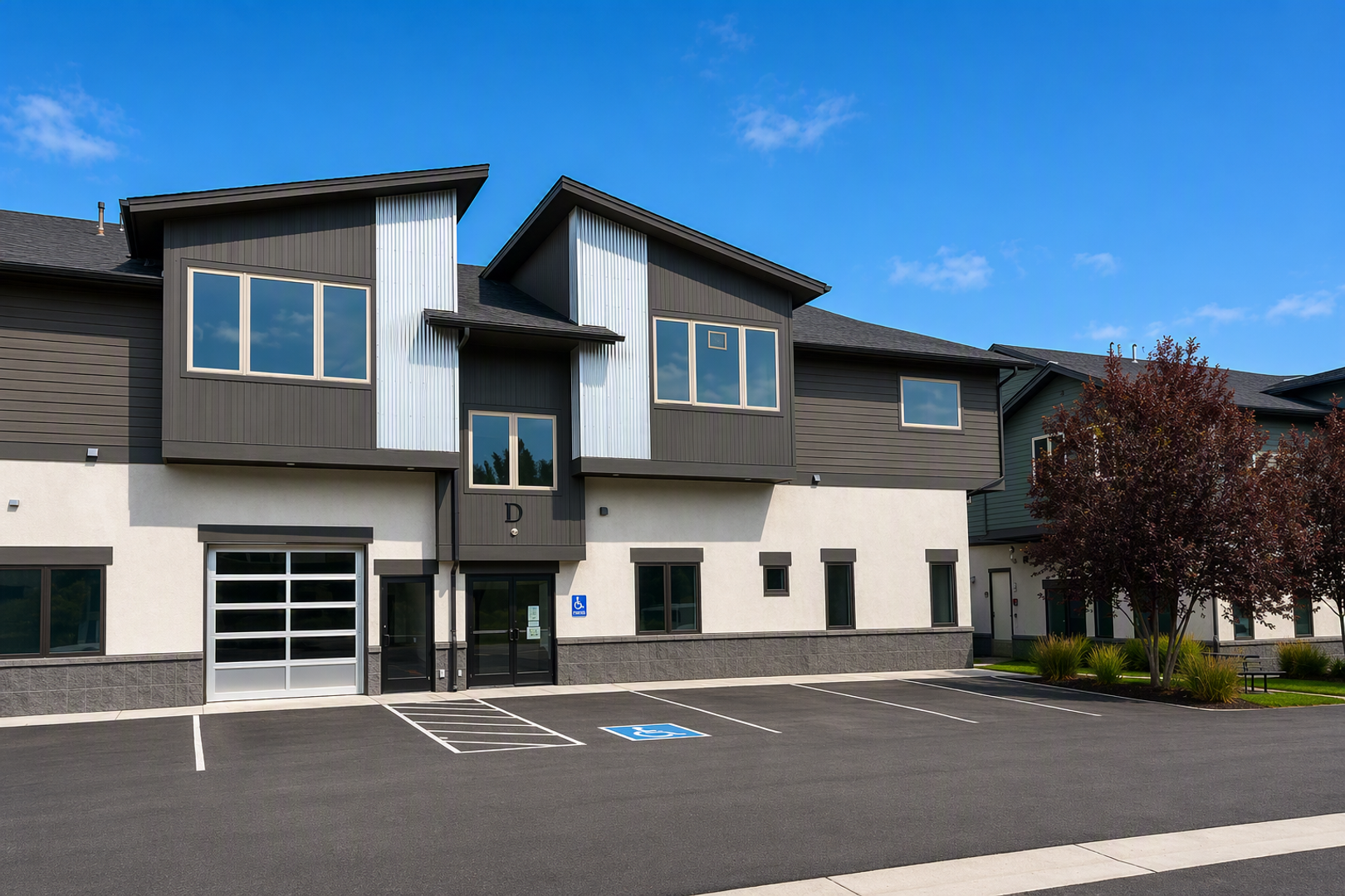 Eagle Apartment: 1115 Chambers Avenue