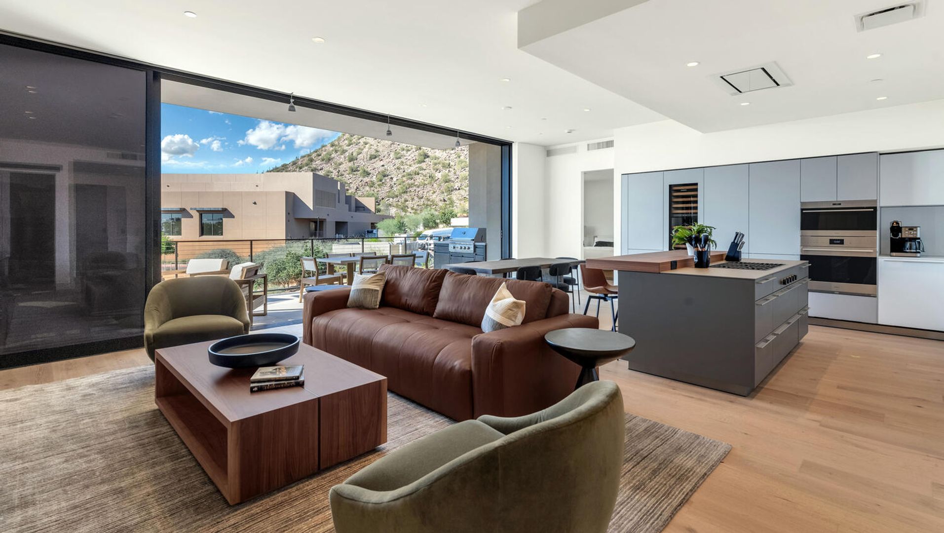 Scottsdale House: 4849 N Camelback Ridge Rd #B203