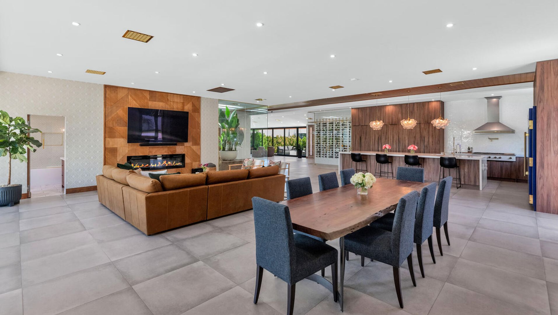 Phoenix House: 5812 N. 44th Pl