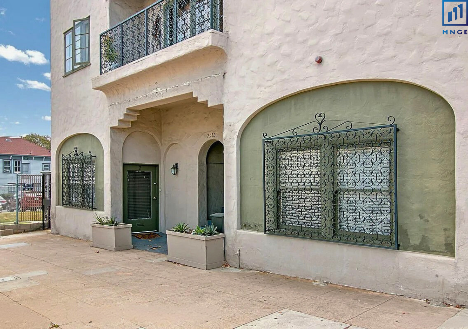 San Diego Apartment: 2052 4th Avenue
