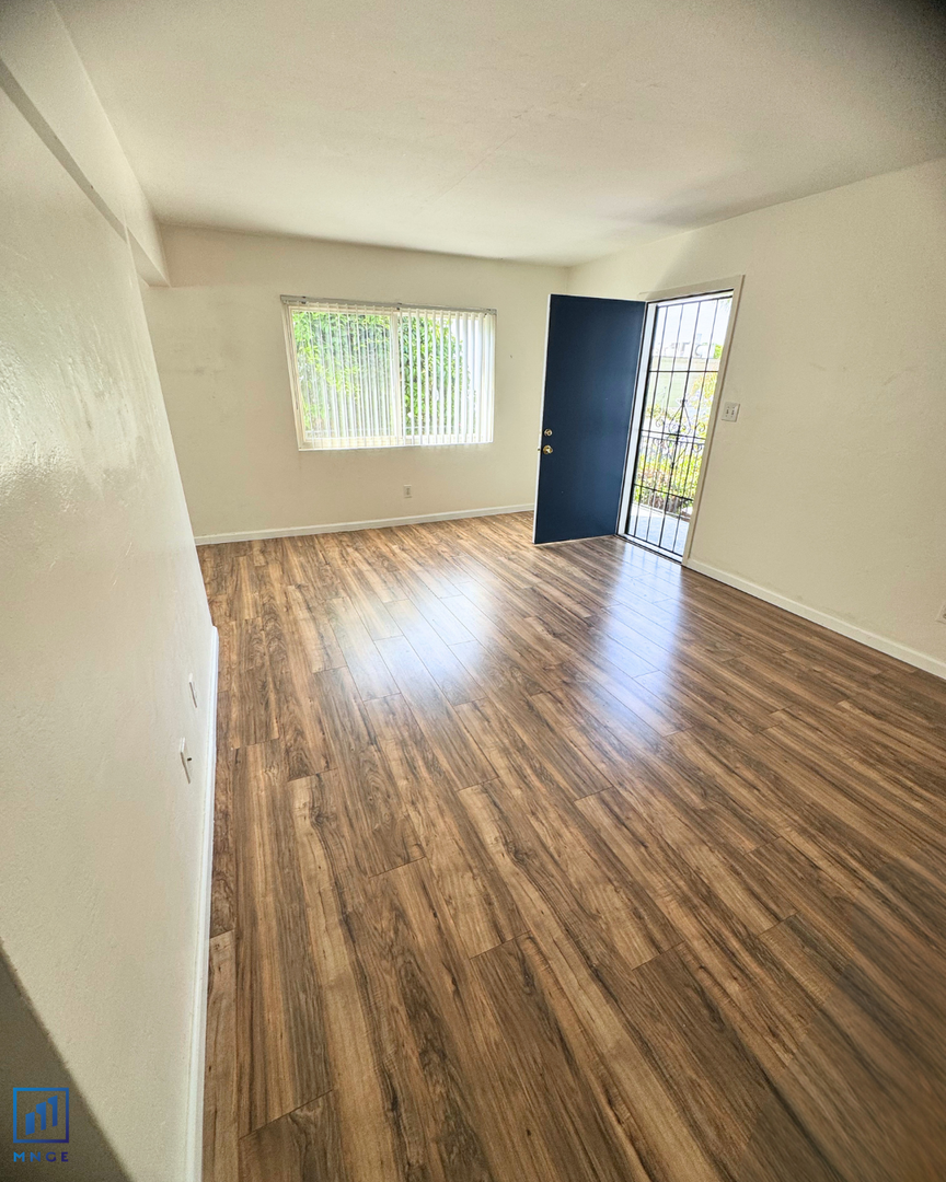 San Diego Apartment: 2424-2430.5 India Street/2429 - 2435.5 Kettner Blvd.