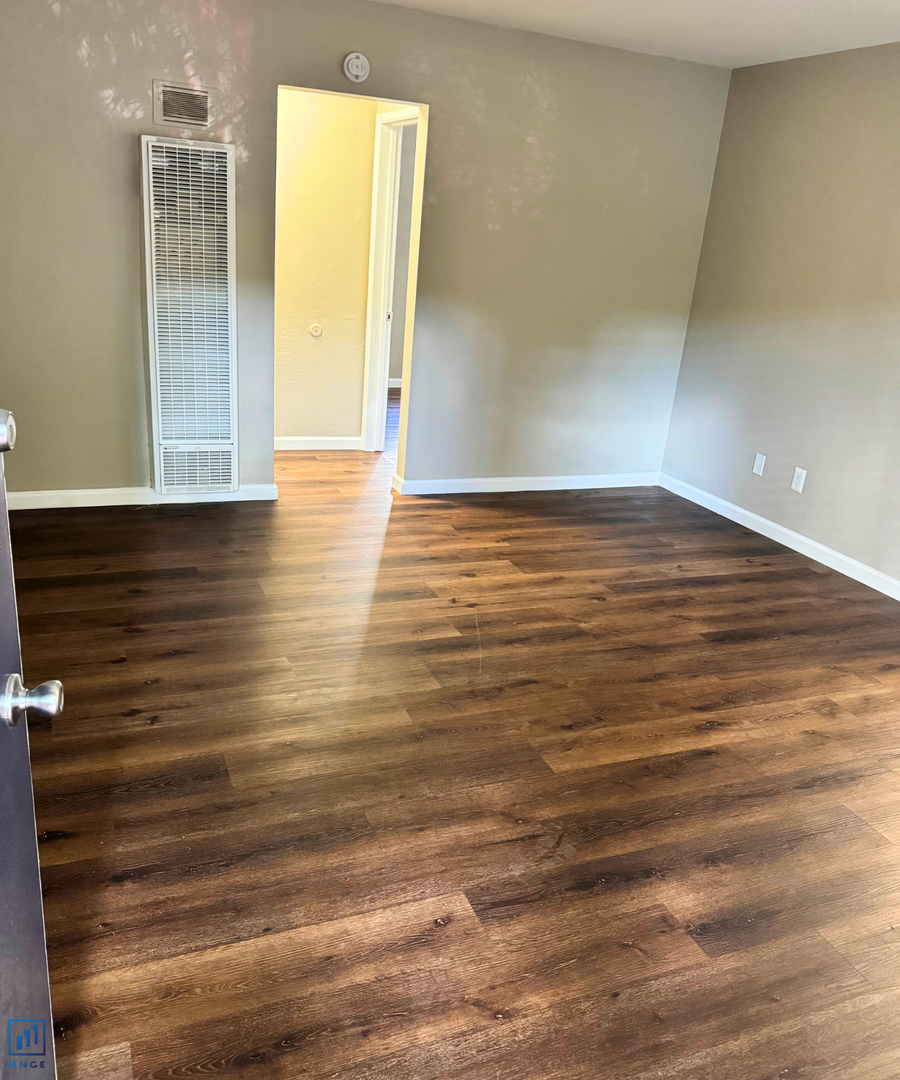 San Diego Apartment: 2424-2430.5 India Street/2429 - 2435.5 Kettner Blvd.